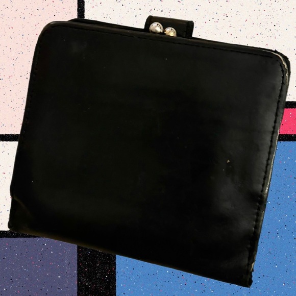 Coach Vintage Black Leather Wallet With Extra Kiss Lock Feature - Picture 2 of 13